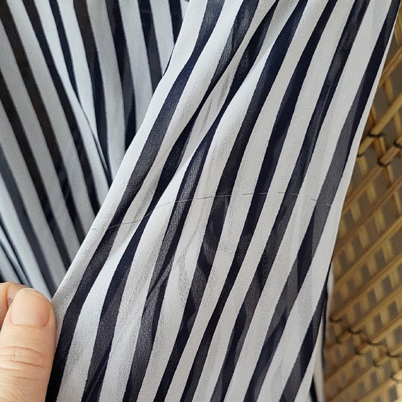 Vero Moda Black and White Button Down Shirt - Picture 5 of 7